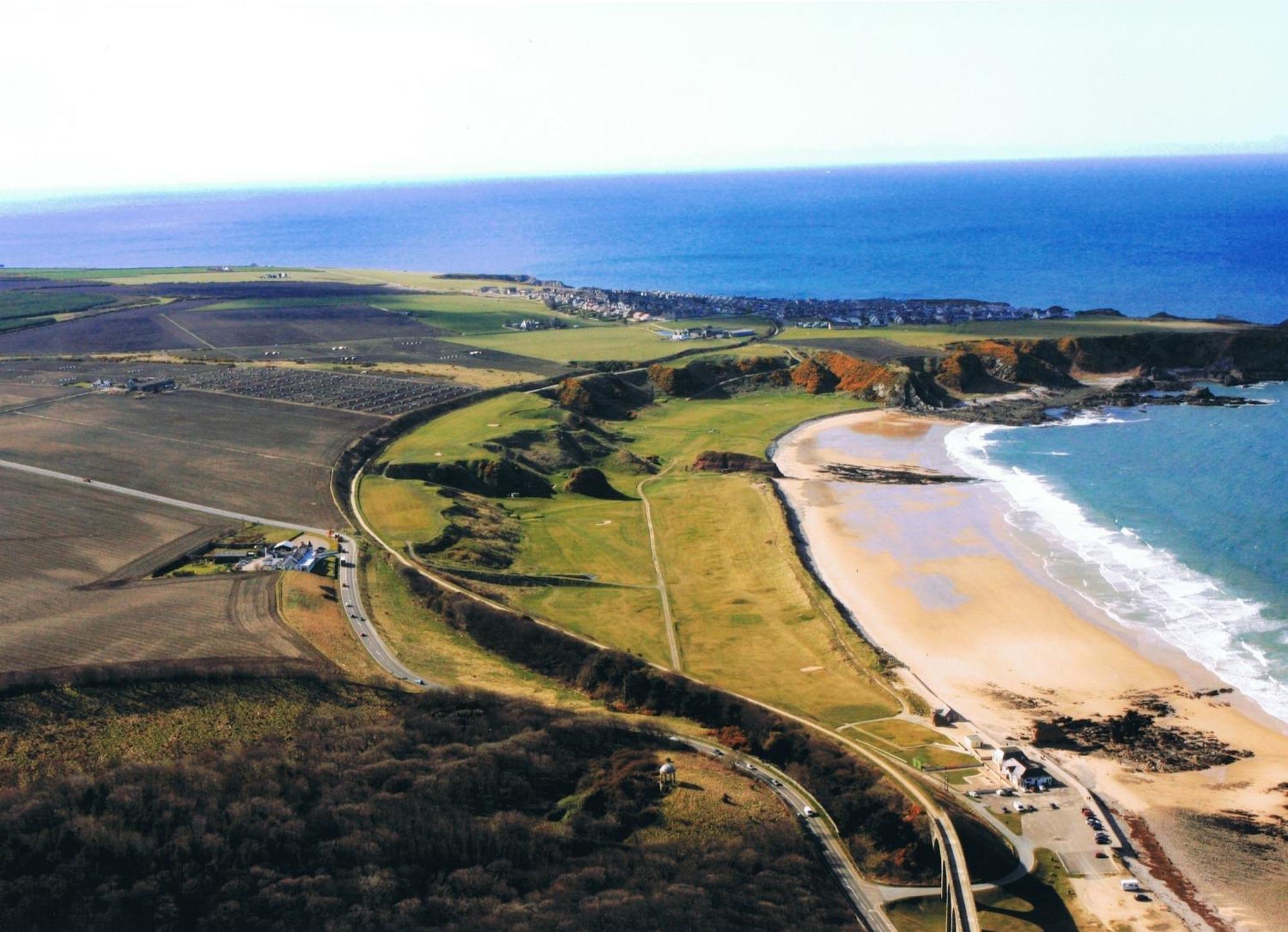 Cullen Bay Hotel Exterior photo